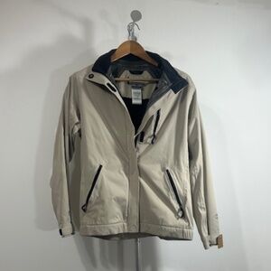 WOMAN’S COLUMBIA JACKET